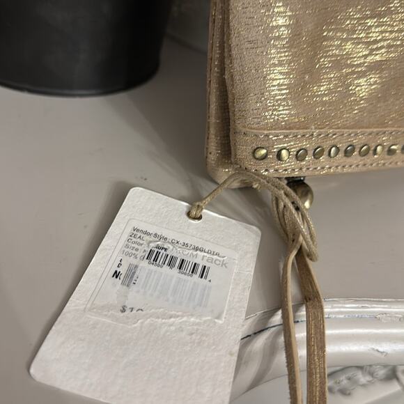 Hobo Foldover Clutch Wallet Metallic Gold - Picture 2 of 6